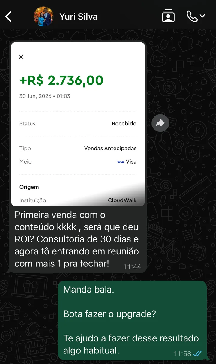Cliente comemorando a primeira venda